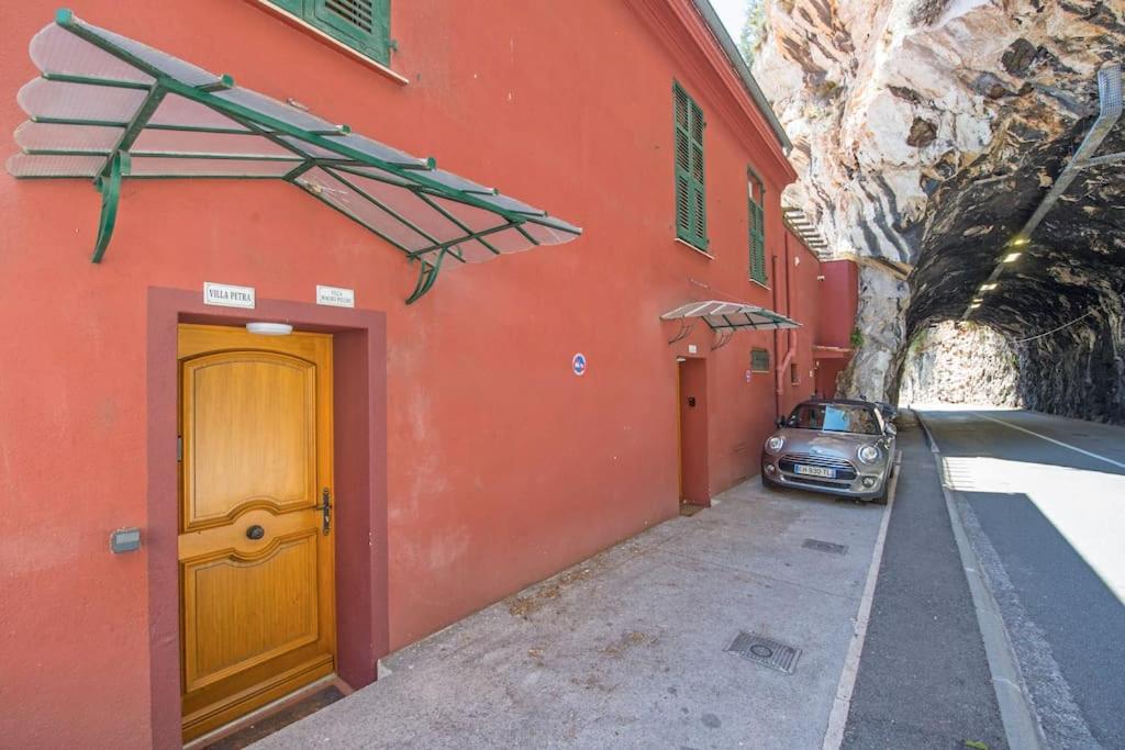Fotografie z fotogalerie ubytování Les terrasses de Cap d Ail 2 - Vue Mer v destinaci Cap d'Ail