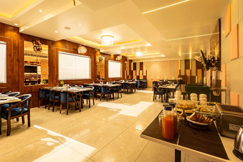 Restaurace v ubytování Hotel Vedangam