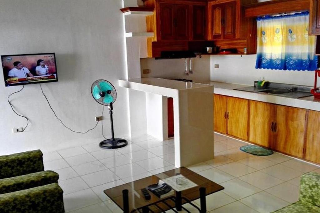 Kuchyň nebo kuchyňský kout v ubytování Bellevue Resort Puerto Galera