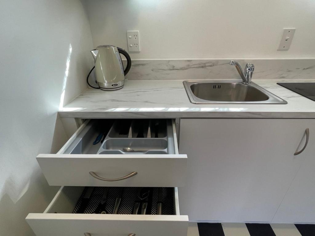 Cherry Court Motor Lodge - Resim 13