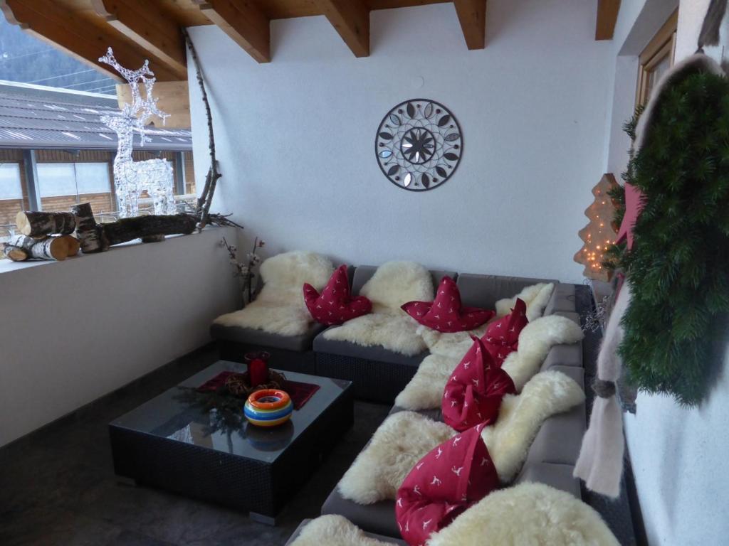 Część wypoczynkowa w obiekcie Apparthotel Stoanerhof