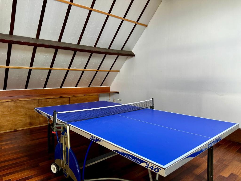 Stolný tenis v ubytovaní Les Jardins d'Ilona - Les Oliviers - Ecocon alebo v jeho okolí