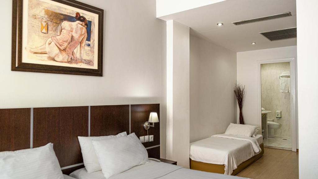 Blue Sea Hotel Alimos - Resim 10