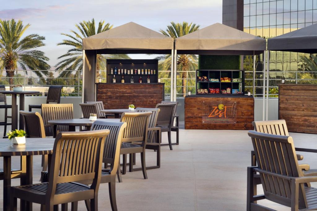 The Westin South Coast Plaza, Costa Mesa photo