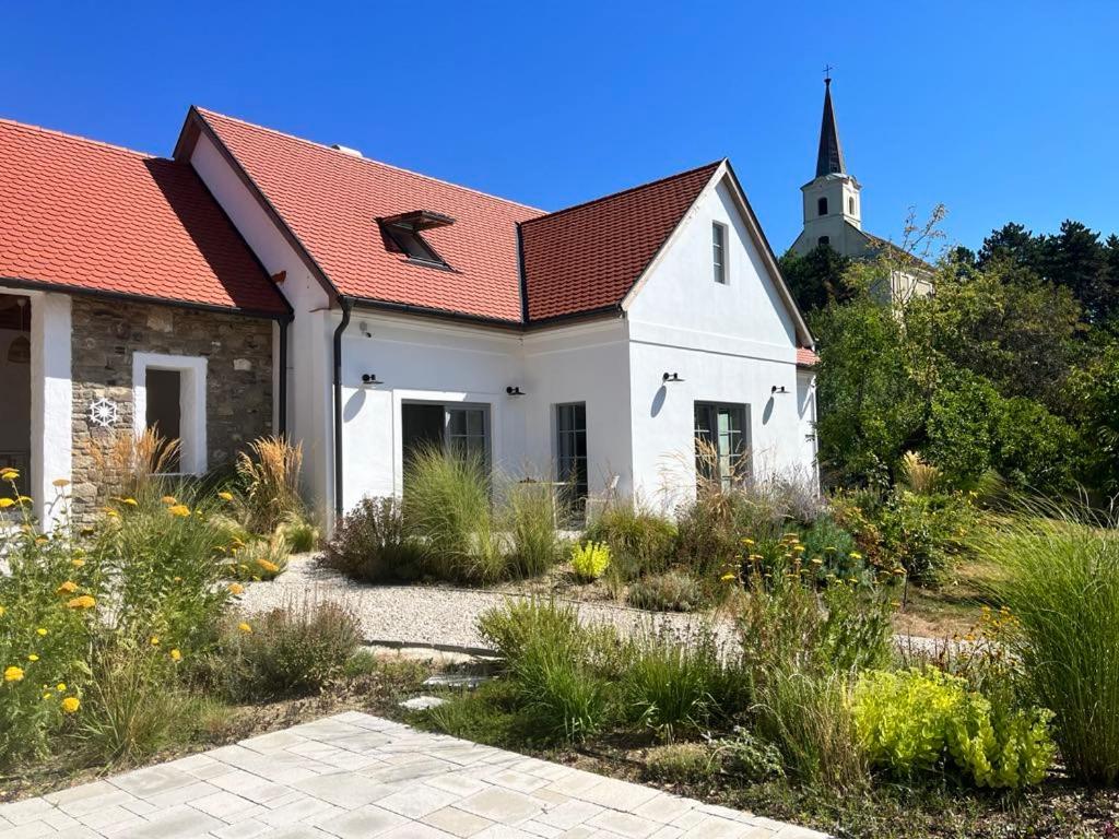 Hopoka 8281 Szentbékkálla, 38 Kossuth utca kép - 1