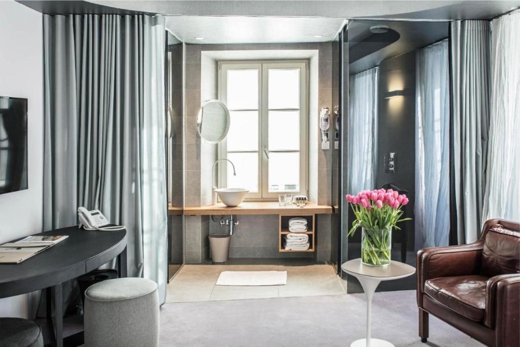 Posezení v ubytování Vander Urbani Resort - a Member of Design Hotels