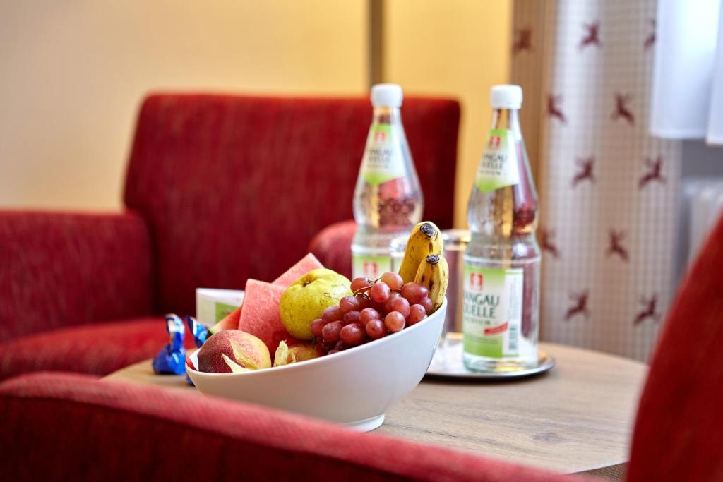 Nápoje v ubytování AURA-HOTEL Saulgrub