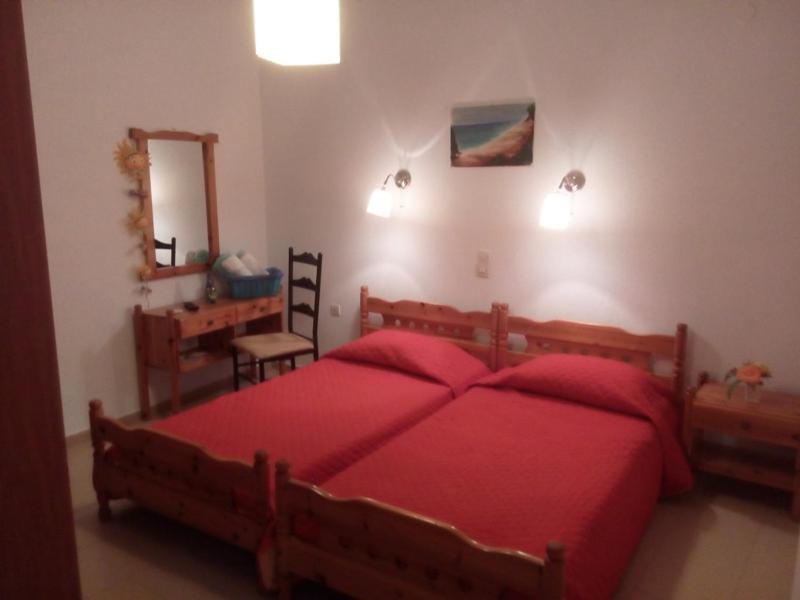 Postel nebo postele na pokoji v ubytování skiathosrooms-appartments for holidays