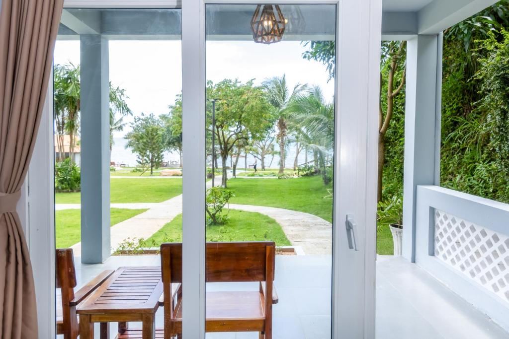 Cosian Bay Phu Quoc Resort - 5