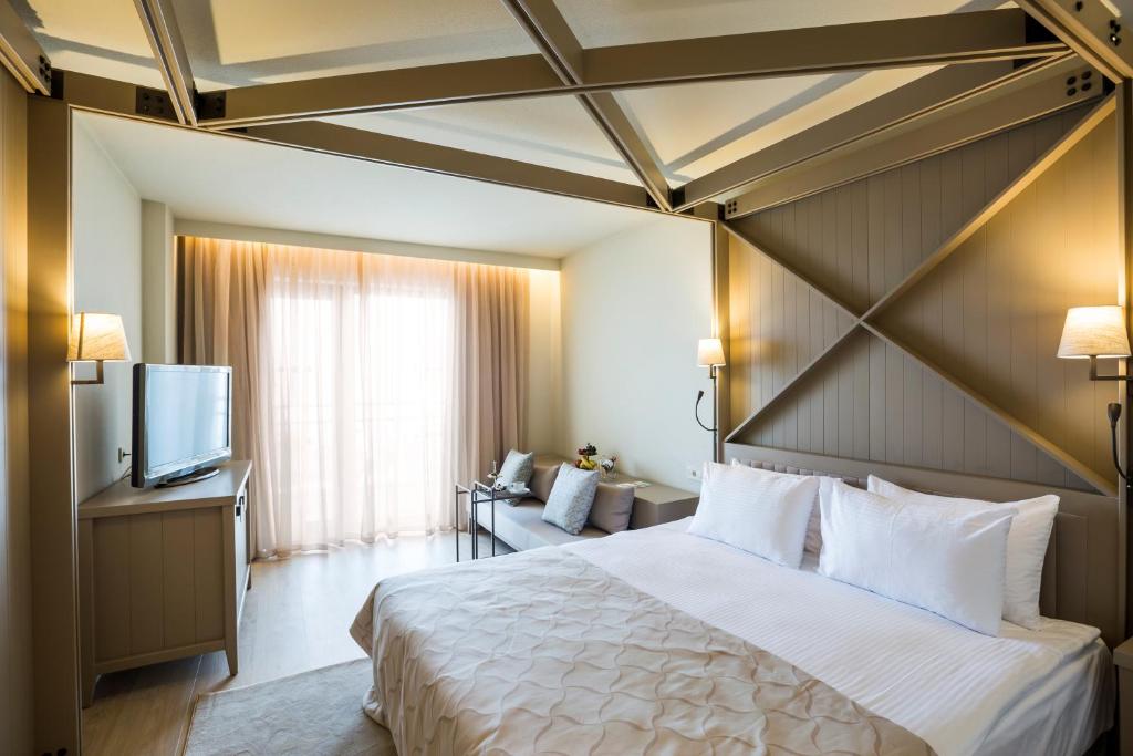 Postel nebo postele na pokoji v ubytování Voyage Sorgun Hotel