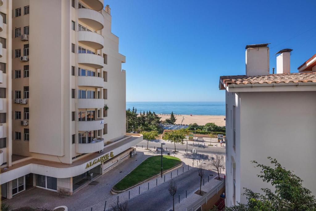 Colunas - Silhueta Citadina