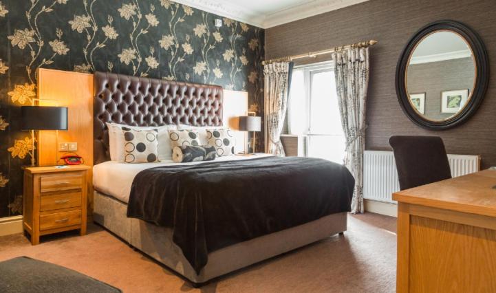 Thornton Hall Hotel & Spa - Deluxe Double Room With Bath