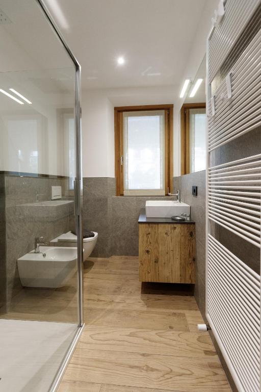 Vannituba majutusasutuses BAITA LARIX BORMIO