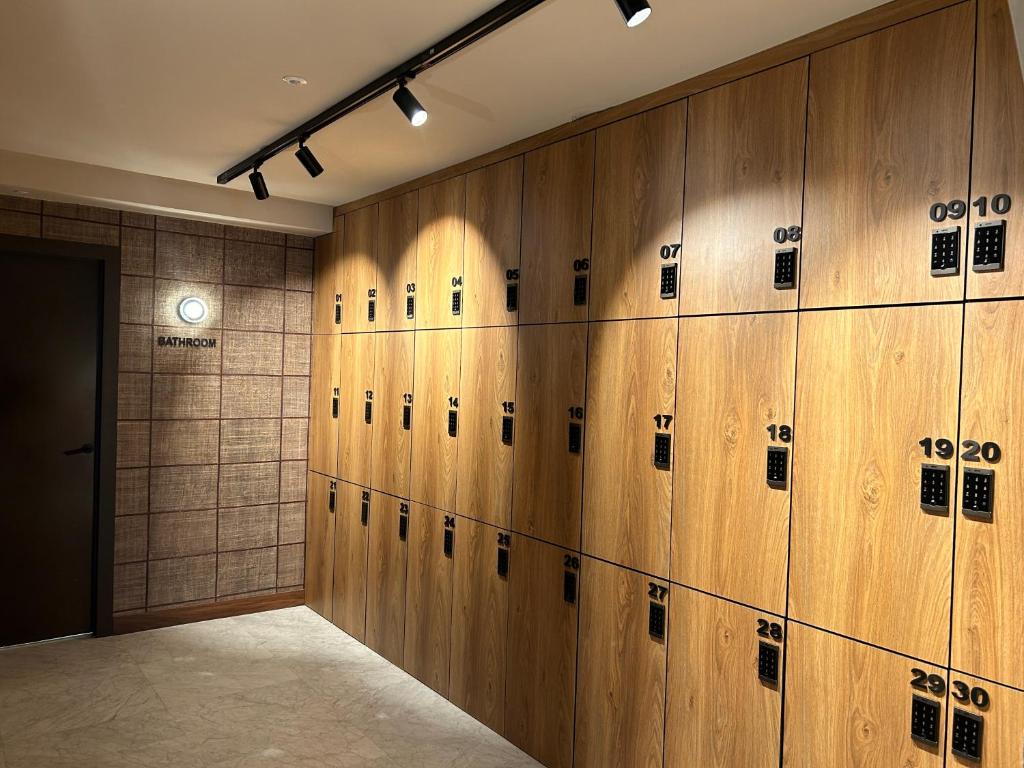 Caledonian - Resim 15