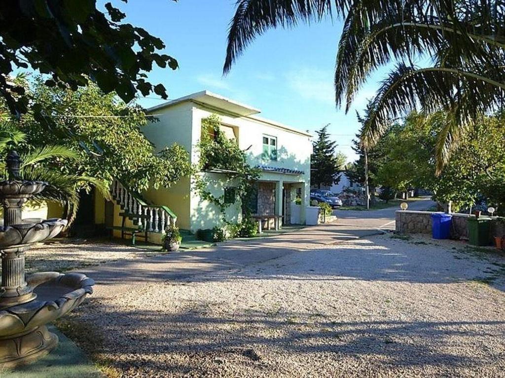 Fotografie z fotogalerie ubytování Apartments Dragica v destinaci Starigrad-Paklenica