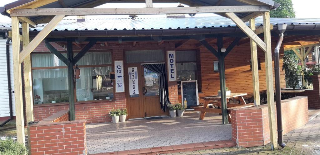 Budova, kde se motel nachází