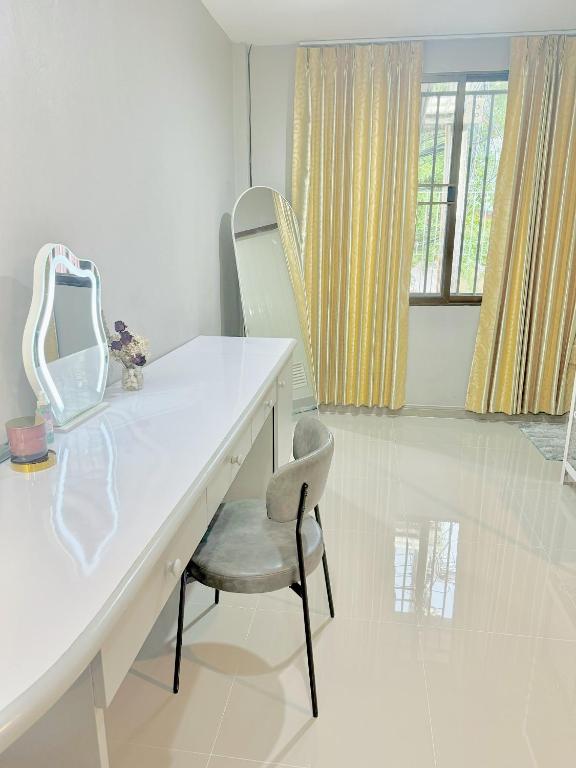 Fotografie z fotogalerie ubytování Sun and Moon House v destinaci Pattaya Central