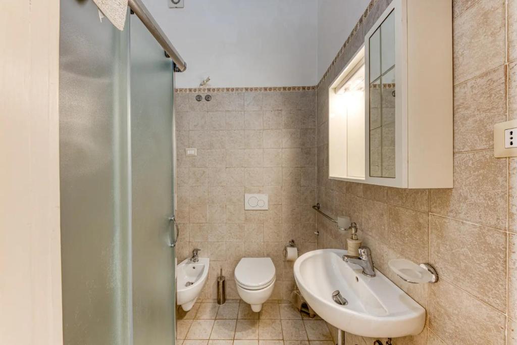 A bathroom at La Corte dei Mille