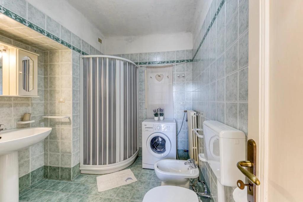 A bathroom at La Corte dei Mille
