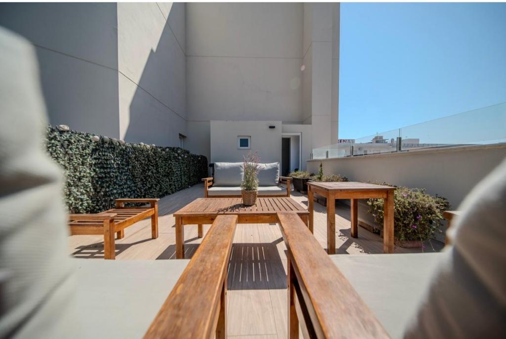 Posedenie v ubytovaní M A R I V E N T Suite with bathroom and terrace 50 m2