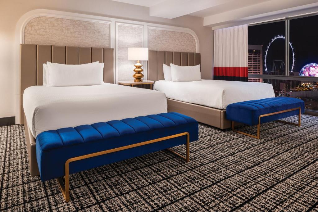 Paris Las Vegas Hotel & Casino - Versailles Executive Suite, 2 Queens, Non-Smoking