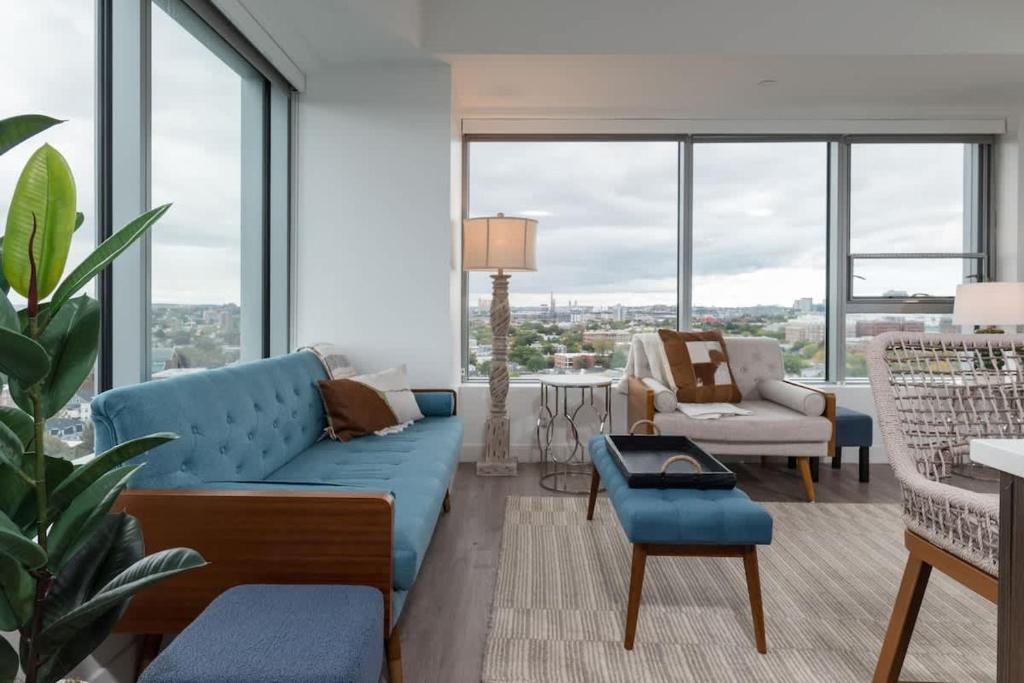 Image showcasing High Rise Retreat w City Skyline Views Shared Gym, Cambridge ...