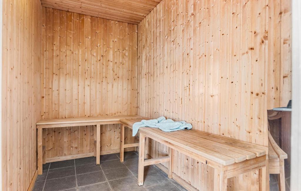 Fotografie z fotogalerie ubytování Lovely Home In Løkken With Sauna v destinaci Løkken