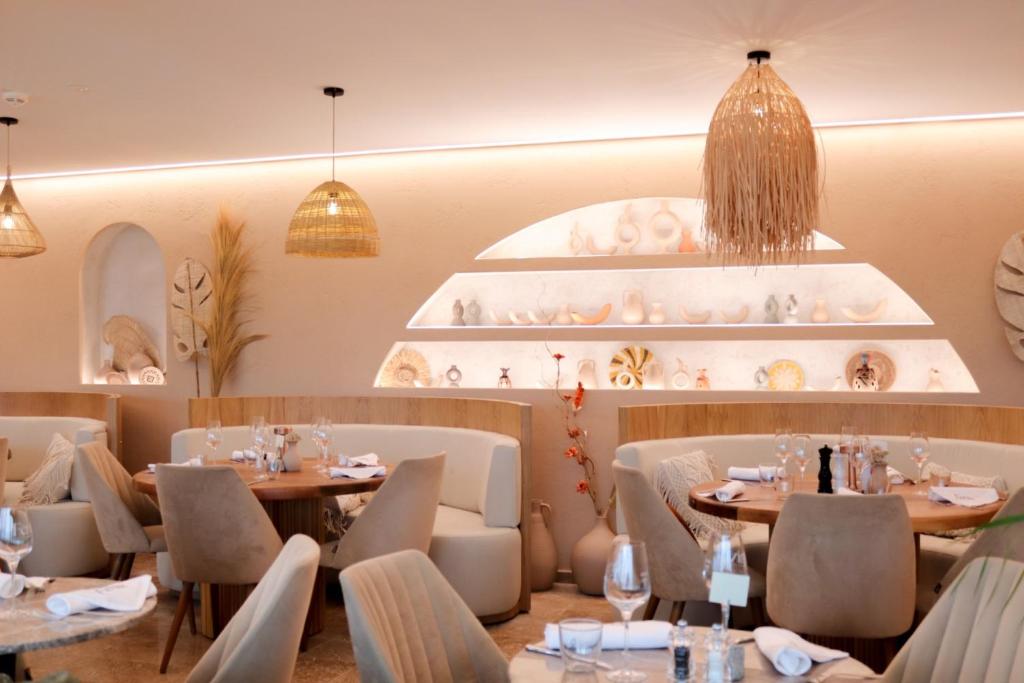 Posezení v ubytování Hayat Sky Hotel Rust