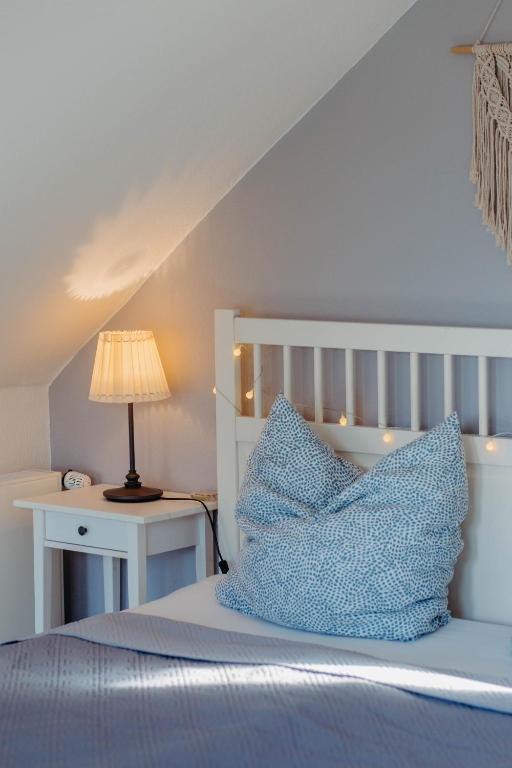 Postel nebo postele na pokoji v ubytování Ferienwohnung Skandi