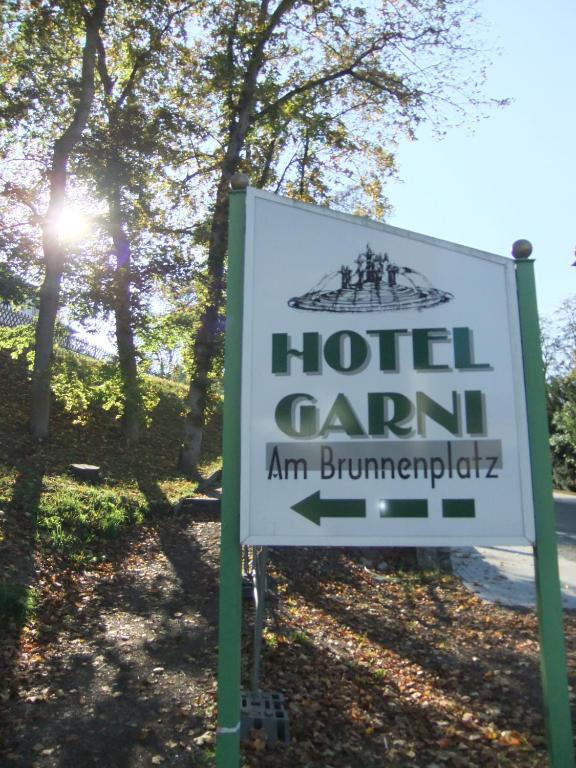 Certifikát, hodnocení, plakát nebo jiný dokument vystavený v ubytování Hotel garni Am Brunnenplatz