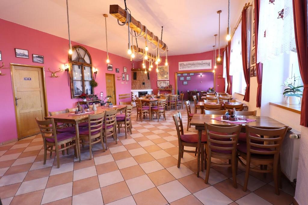 Restaurace v ubytování Penzion U HLAVÁČKŮ