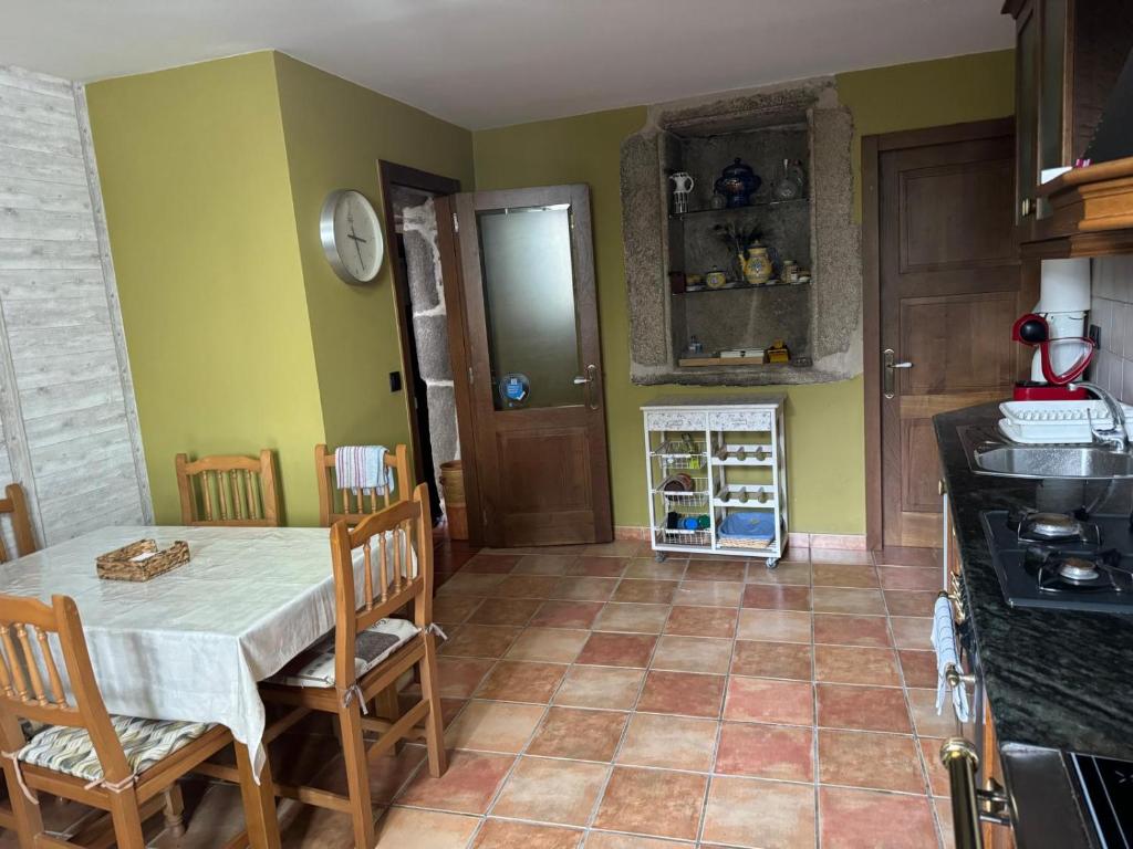 Kuchyňa alebo kuchynka v ubytovaní Casa de Lela