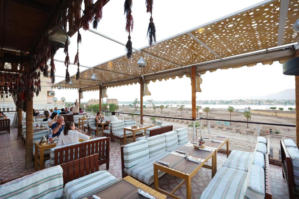 Restaurace v ubytování Nefertiti Hotel Luxor