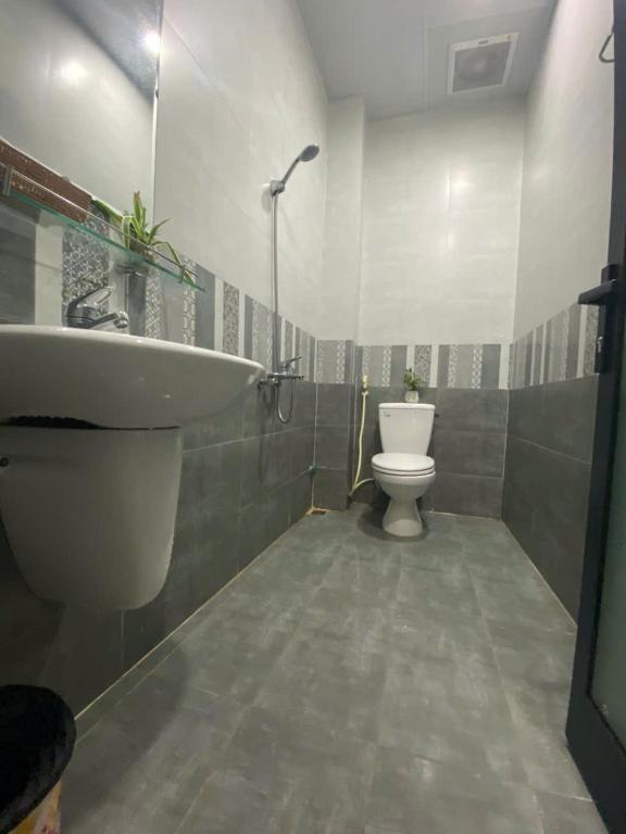 Koupelna v ubytování LavA homestay