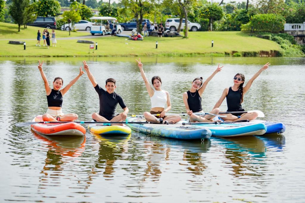 Trải nghiệm các hoạt động vui chơi giải trí