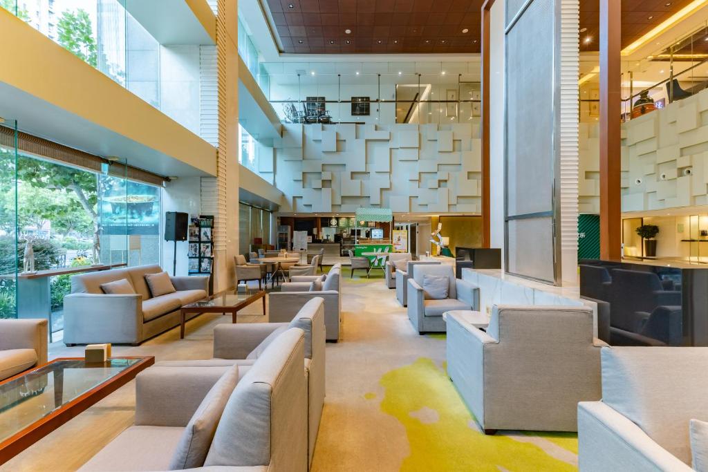 Posezení v ubytování Holiday Inn Shanghai Vista by IHG - Easy access to travel spot city walk