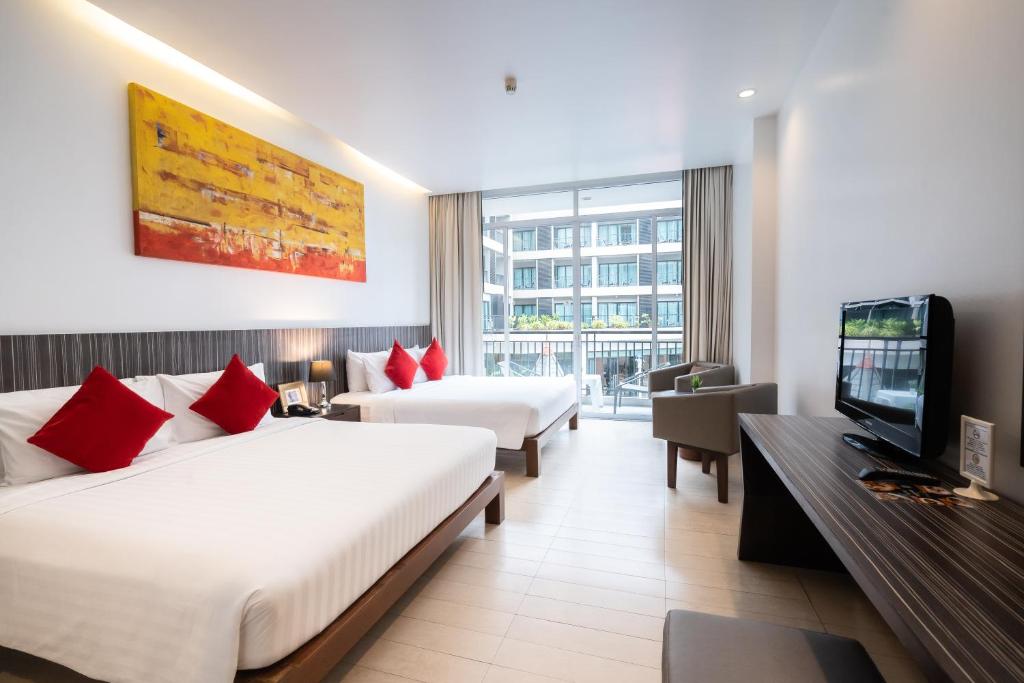 
Deluxe Quadruple Room
