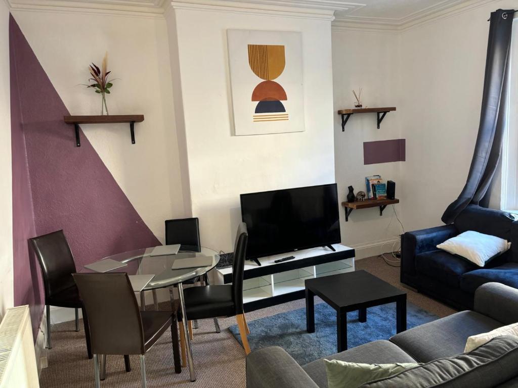 Gallery image of Whitby Elegance Free Parking, Close to Metro and Bus Station in Tynemouth