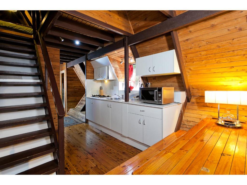 The Mouses House Rainforest Retreat, Springbrook (updated prices 2025)