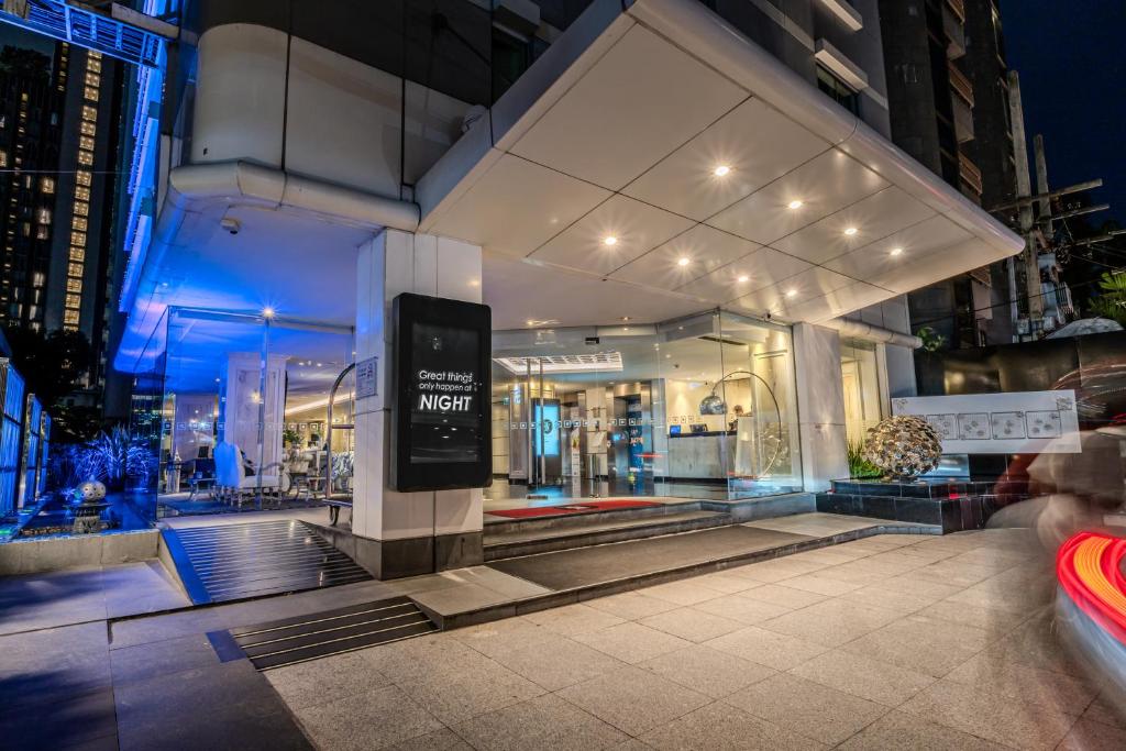 Night Hotel Bangkok - Asoke Sukhumvit 15 Night Hotel Bangkok - Asoke Sukhumvit 15