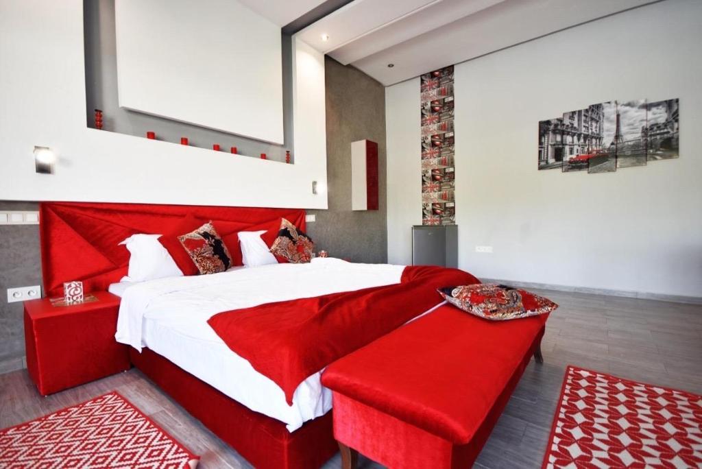 Postel nebo postele na pokoji v ubytování Villa Sofia et spa