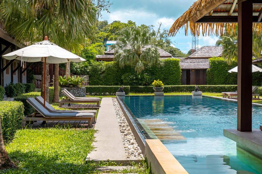 Malabar Pool Villa Phuket - Resim 15