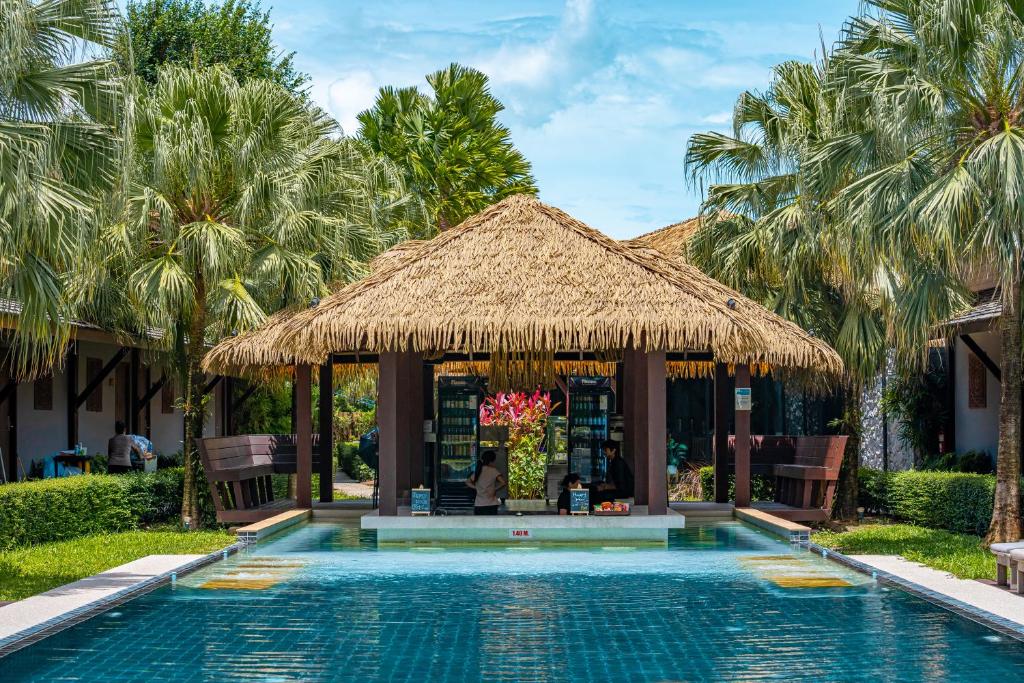 Malabar Pool Villa Phuket - Resim 13