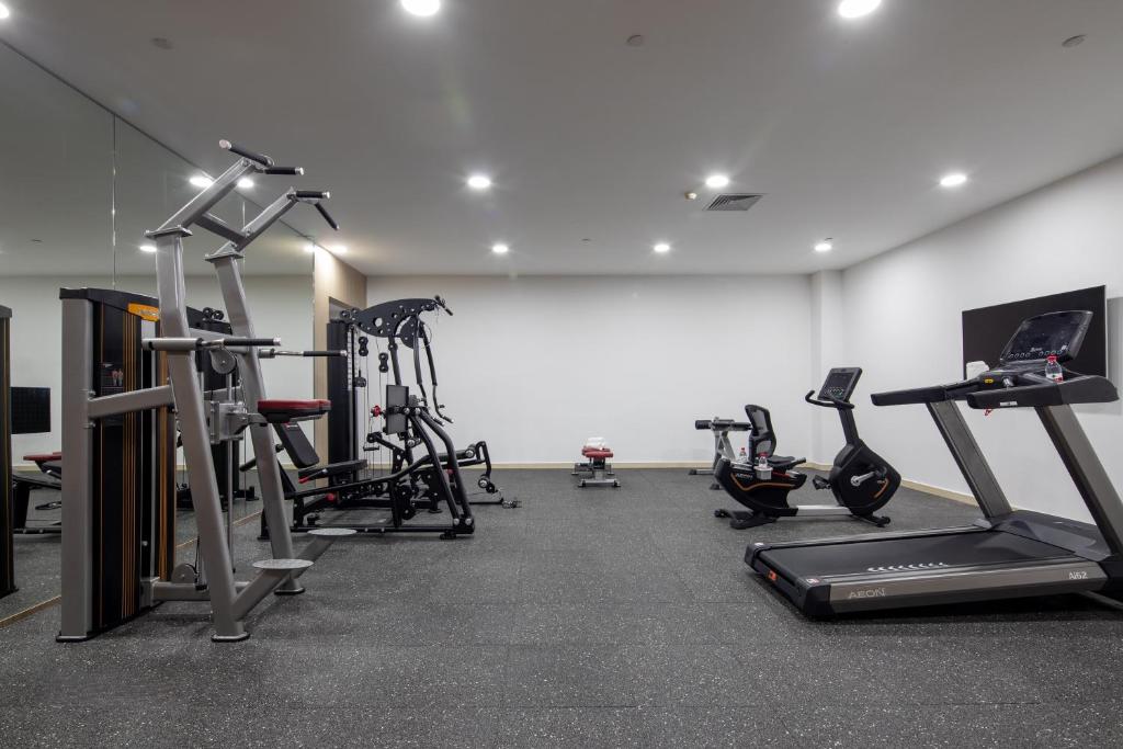 Fitness centrum a/nebo fitness zařízení v ubytování Wyndham Garden Foshan Nanhai