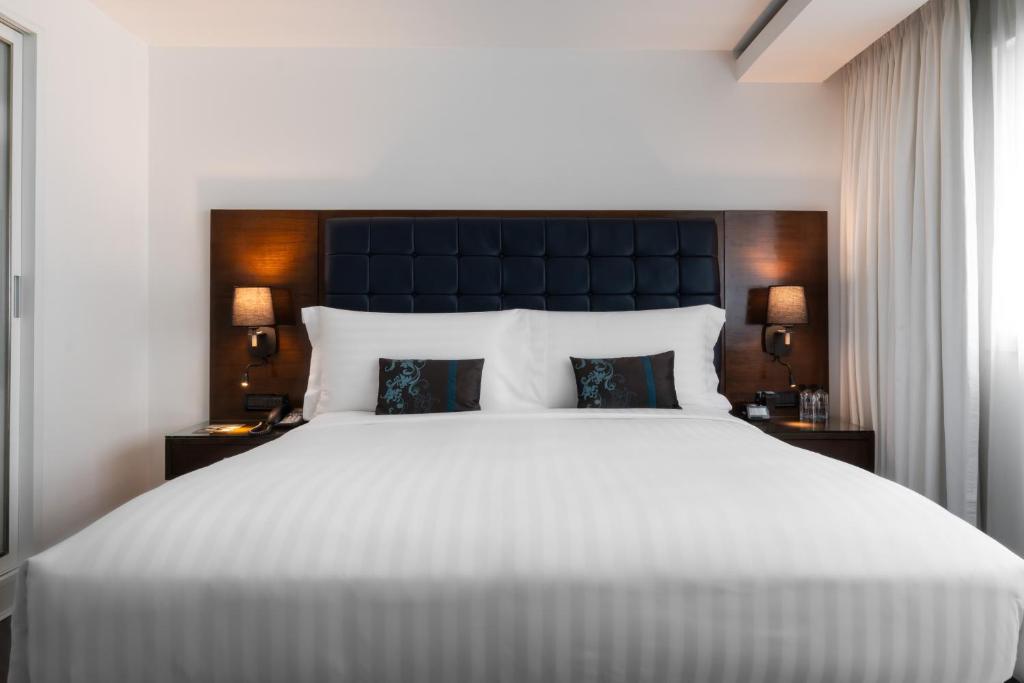 Night Hotel Bangkok - Sukhumvit 15 - Gold King