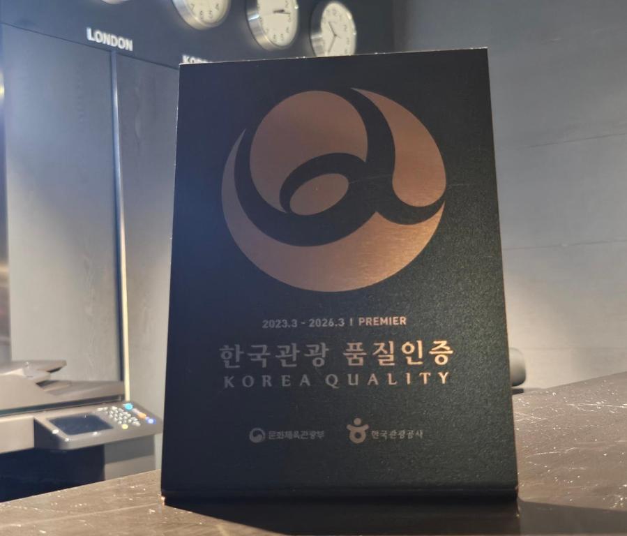 Certifikát, hodnocení, plakát nebo jiný dokument vystavený v ubytování Rivertain Hotel Gyeongju