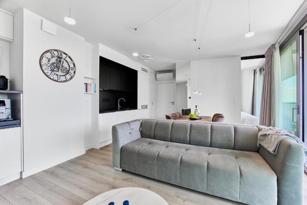 Posedenie v ubytovaní Wave Sea View & SPA Apartment A756
