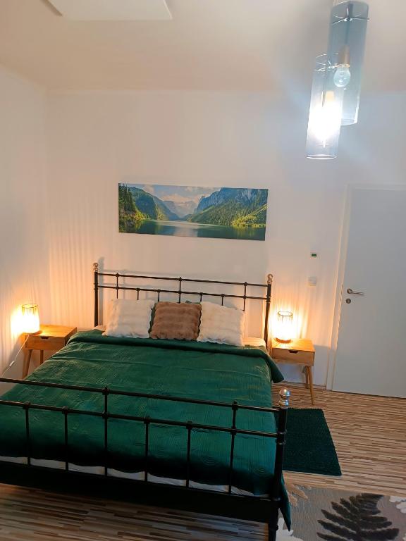Postel nebo postele na pokoji v ubytování Family Apartments center of Mürzzuschlag