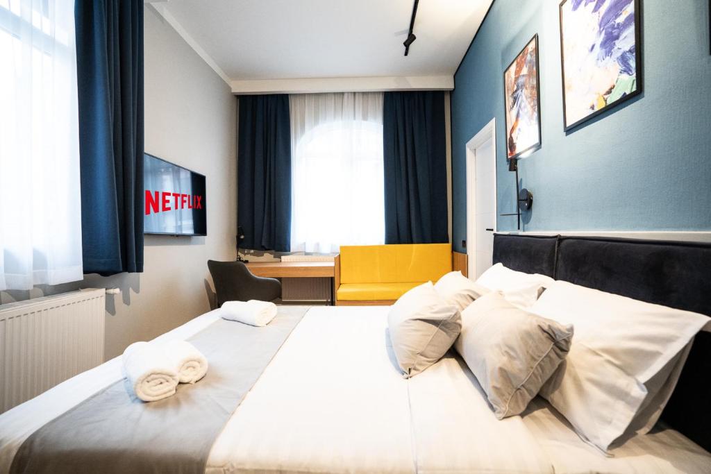 Emil Balaban Luxury Apart-Hotel - Resim 32