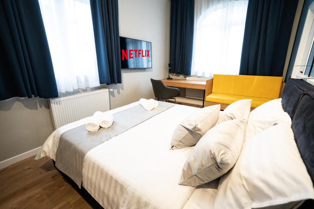 Emil Balaban Luxury Apart-Hotel - Resim 42